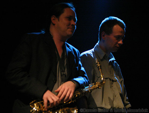 Thomas Kaufmann (saxophone)
Piotr Wojtasik (trumpet)